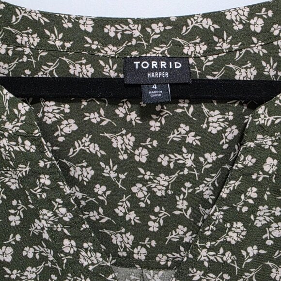 Worn Once Torrid Size 4 Harper Blouse - Picture 3 of 3